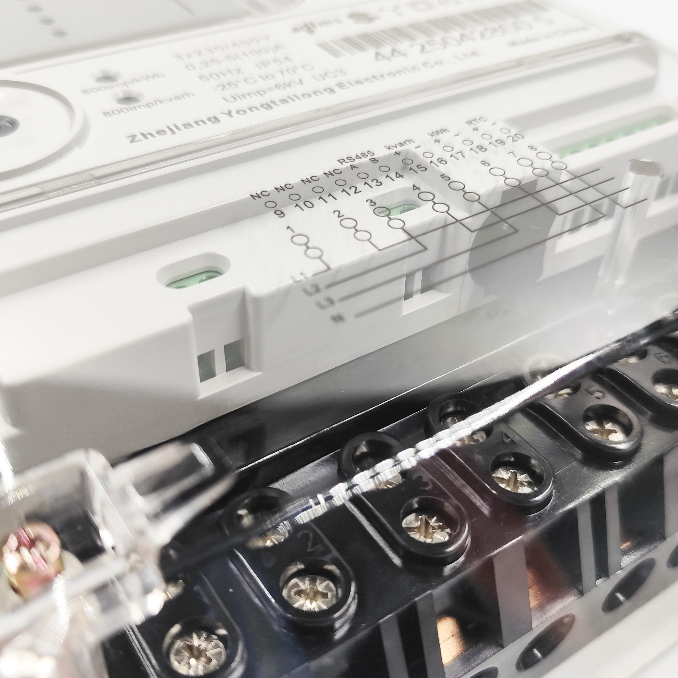 Three-Phase Four-Wire Energy Meter User Manual For D52A096